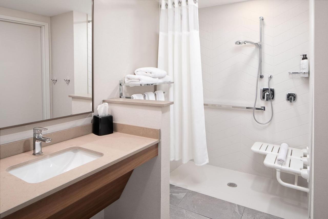 Fairfield By Marriott Inn & Suites Whitsett Greensboro East Exteriér fotografie