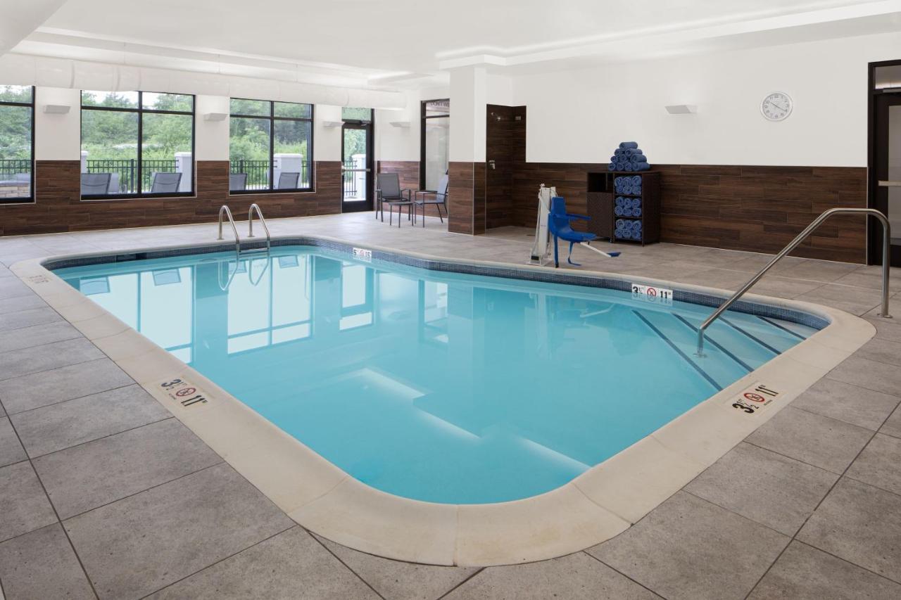 Fairfield By Marriott Inn & Suites Whitsett Greensboro East Exteriér fotografie